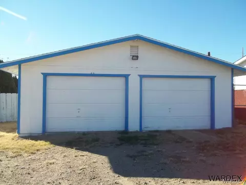 2460 E Devlin Ave, Kingman, AZ 86409 photo 2