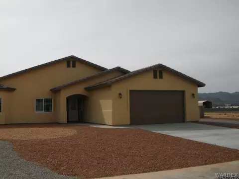 3819 Eagle Rock Rd, Kingman, AZ 86409 photo 1