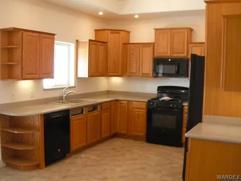 3819 Eagle Rock Rd, Kingman, AZ 86409 photo 3