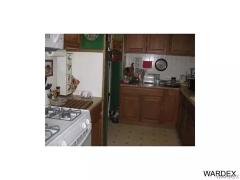 201 Cibola St, Needles, CA 92363 photo 2