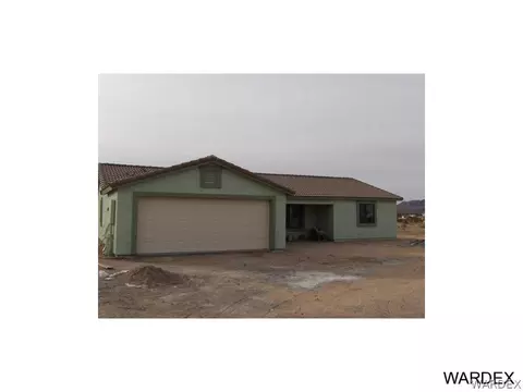 43374 Winema Dr, Bouse, AZ 85325 photo 2