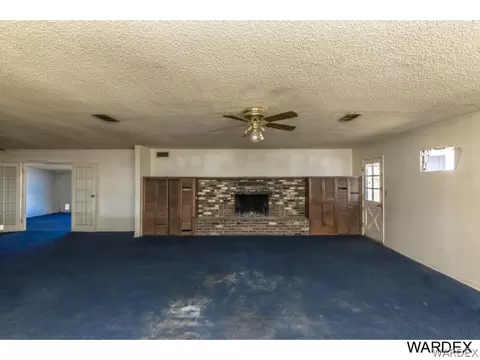 2016 Peru St, Needles, CA 92363 photo 2