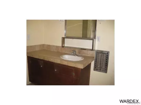 1921 Flora Vis, Needles, CA 92363 photo 16