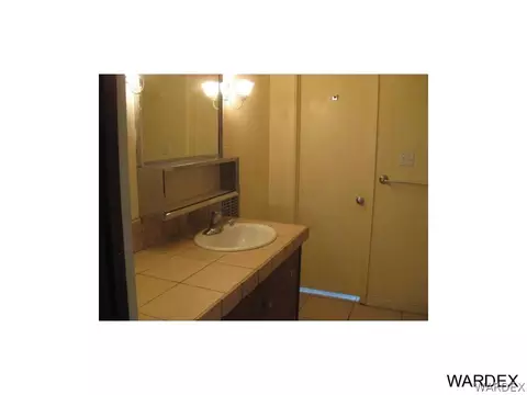 1921 Flora Vis, Needles, CA 92363 photo 5