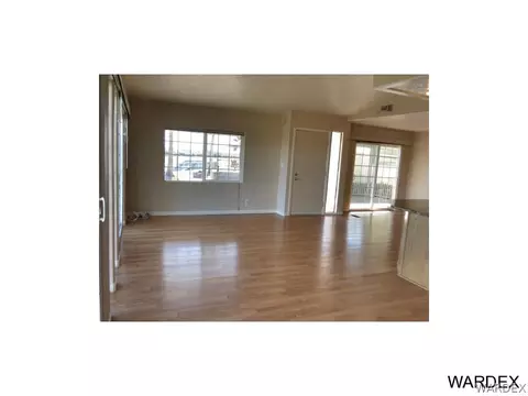 558 Beach Dr, Needles, CA 92363 photo 5
