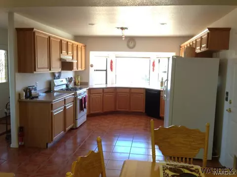 10228 Spring Valley Dr, Hackberry, AZ 86411 photo 7