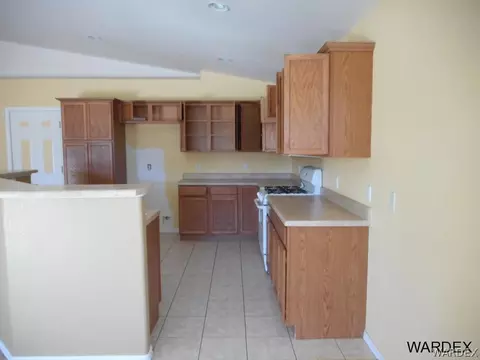 3918 E Packard Ave, Kingman, AZ 86409 photo 8