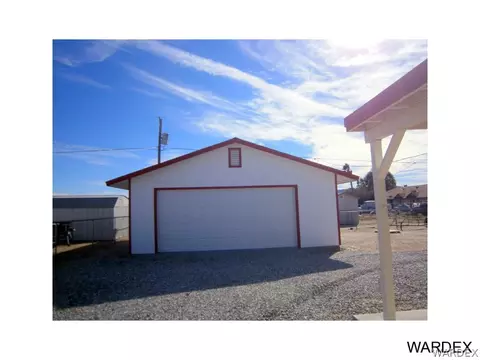 5284 E Pima Dr, Topock, AZ 86436 photo 2