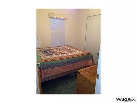 1069 E Pine Dr, Mohave Valley, AZ 86440 photo 8