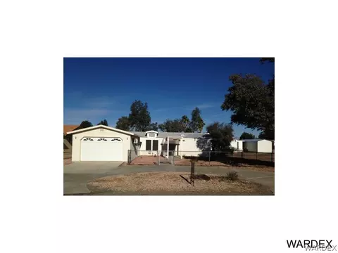 1069 E Pine Dr, Mohave Valley, AZ 86440 photo 1