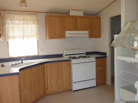 3025 E Devlin Ave, Kingman, AZ 86409 photo 6