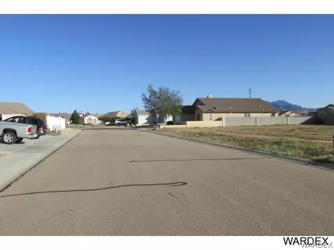 4224 E Texas St, Kingman, AZ 86401 photo 2