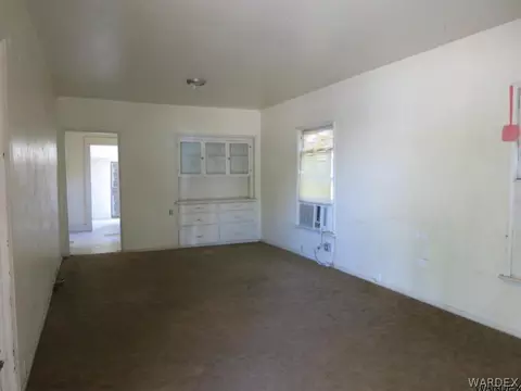 205 Spruce St, Needles, CA 92363 photo 3