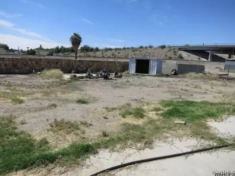 205 Spruce St, Needles, CA 92363 photo 11