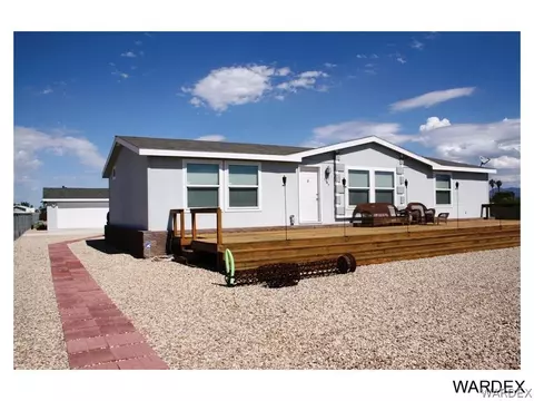 5365 E Supai Dr, Topock, AZ 86436 photo 2