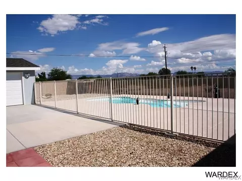 5365 E Supai Dr, Topock, AZ 86436 photo 8