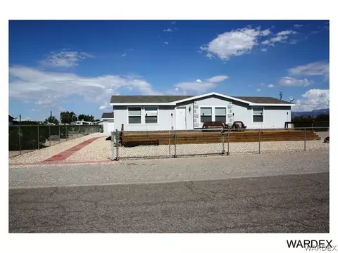 5365 E Supai Dr, Topock, AZ 86436 photo 1