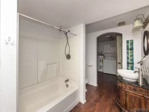 520 E Spring St, Kingman, AZ 86401 photo 10