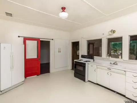 520 E Spring St, Kingman, AZ 86401 photo 4