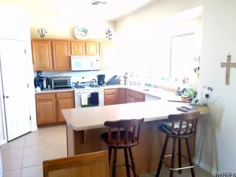2040 John Wayne Dr, Kingman, AZ 86409 photo 2