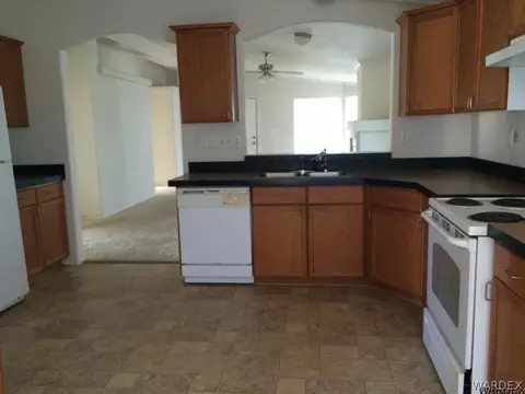 4651 Bayside Dr, Topock, AZ 86436 photo 2