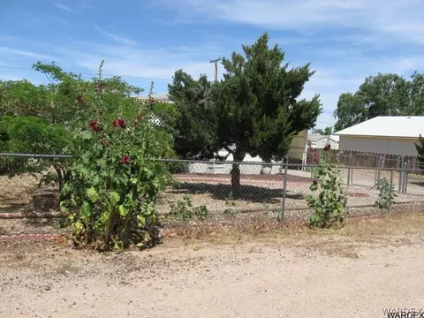 2735 E Ames Ave, Kingman, AZ 86409 photo 3