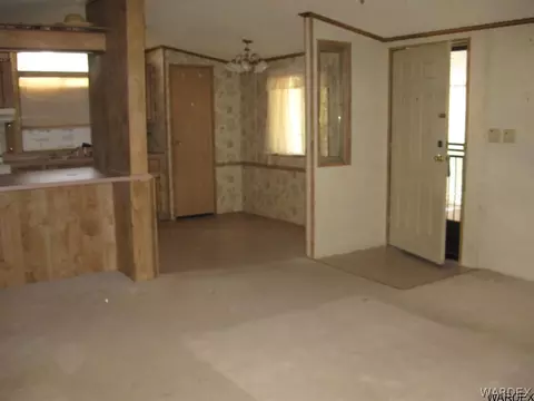 2735 E Ames Ave, Kingman, AZ 86409 photo 6