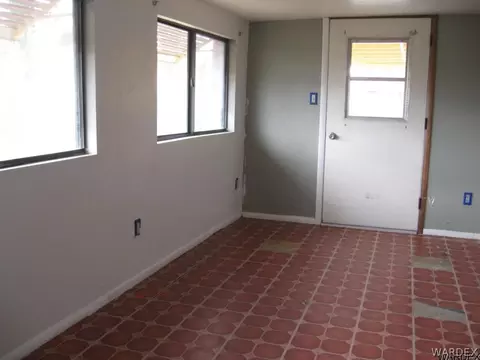 2180 E Packard Ave, Kingman, AZ 86409 photo 3