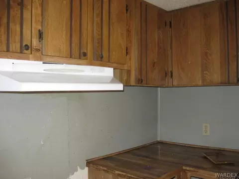 2180 E Packard Ave, Kingman, AZ 86409 photo 8