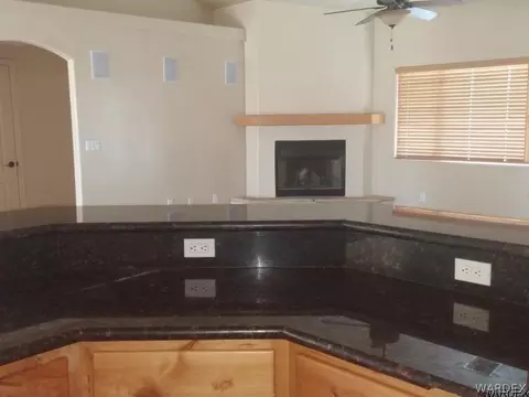 7045 E Monument Dr, Kingman, AZ 86401 photo 4