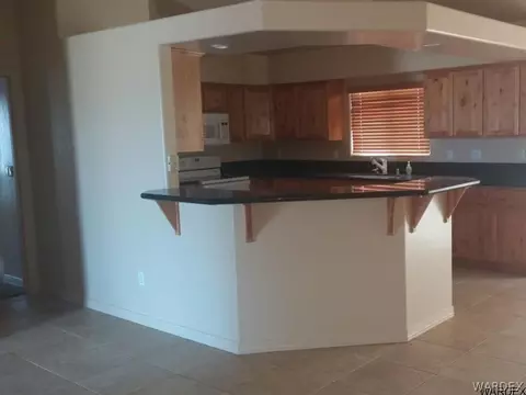 7045 E Monument Dr, Kingman, AZ 86401 photo 2