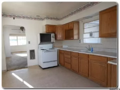 804 Bailey Ave, Needles, CA 92363 photo 4