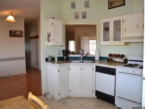 2525 E Jagerson Ave, Kingman, AZ 86409 photo 2