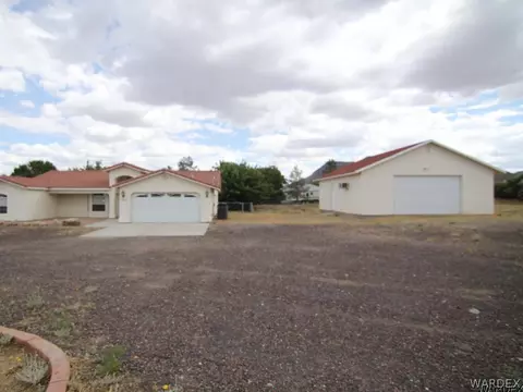 2010 Cactus Wren Rd, Kingman, AZ 86409 photo 2