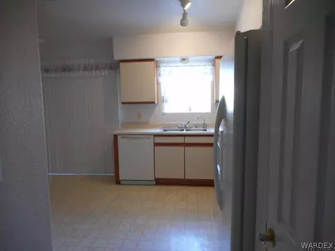 7633 E Monte Tesoro Dr, Kingman, AZ 86401 photo 7