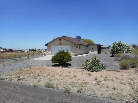 7633 E Monte Tesoro Dr, Kingman, AZ 86401 photo 2