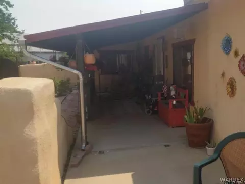 1533 E Devlin Ct, Kingman, AZ 86409 photo 3
