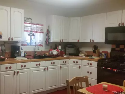 1533 E Devlin Ct, Kingman, AZ 86409 photo 11