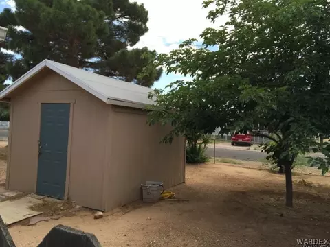 3726 E Diagonal Way, Kingman, AZ 86409 photo 2