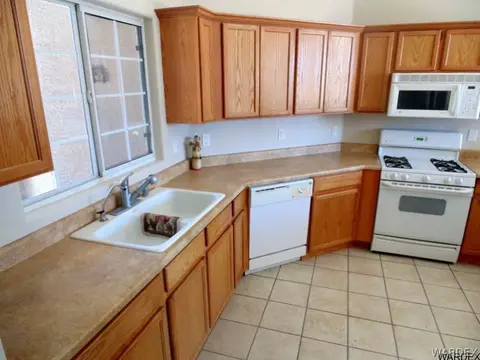 3858 E Ames Ave, Kingman, AZ 86409 photo 3