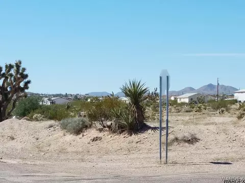 390 E Ashley Dr, Meadview, AZ 86444 photo 1