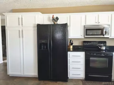 7775 E Pebble Dr, Kingman, AZ 86401 photo 4