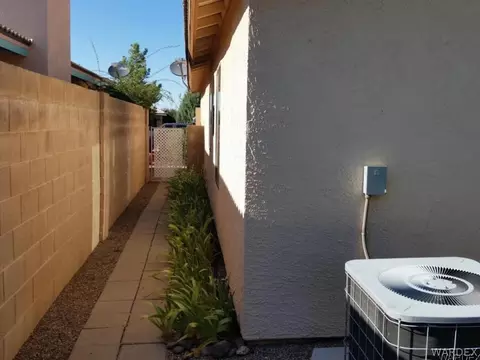 3960 E Packard Ave, Kingman, AZ 86409 photo 7
