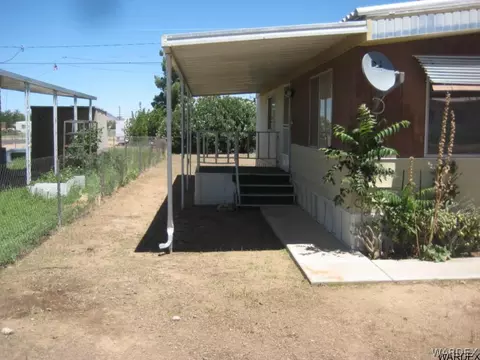 3879 E Shaeffer, Kingman, AZ 86401 photo 2