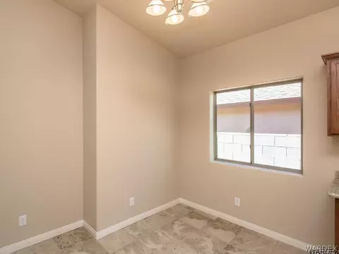 2712 Chambers Ave, Kingman, AZ 86401 photo 9