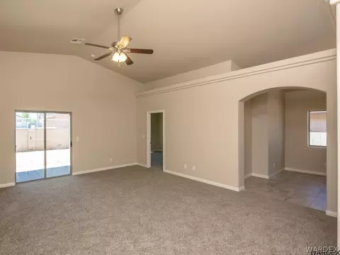 2712 Chambers Ave, Kingman, AZ 86401 photo 4