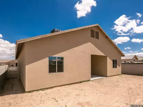 2712 Chambers Ave, Kingman, AZ 86401 photo 3
