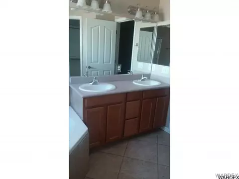 7158 E Stoneaxe Dr, Kingman, AZ 86401 photo 8
