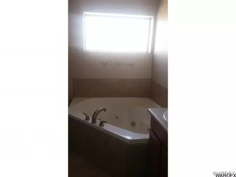 7158 E Stoneaxe Dr, Kingman, AZ 86401 photo 7