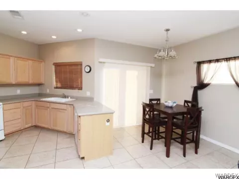 7108 Stoneaxe Dr, Kingman, AZ 86409 photo 11